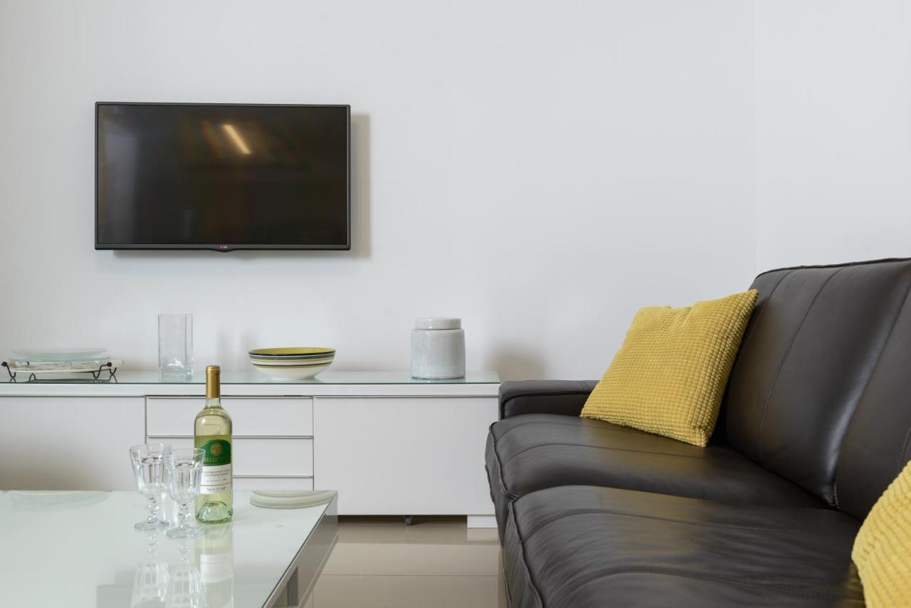 3 Ma'On - By Beach Apartments Tlv テル・アビブ エクステリア 写真